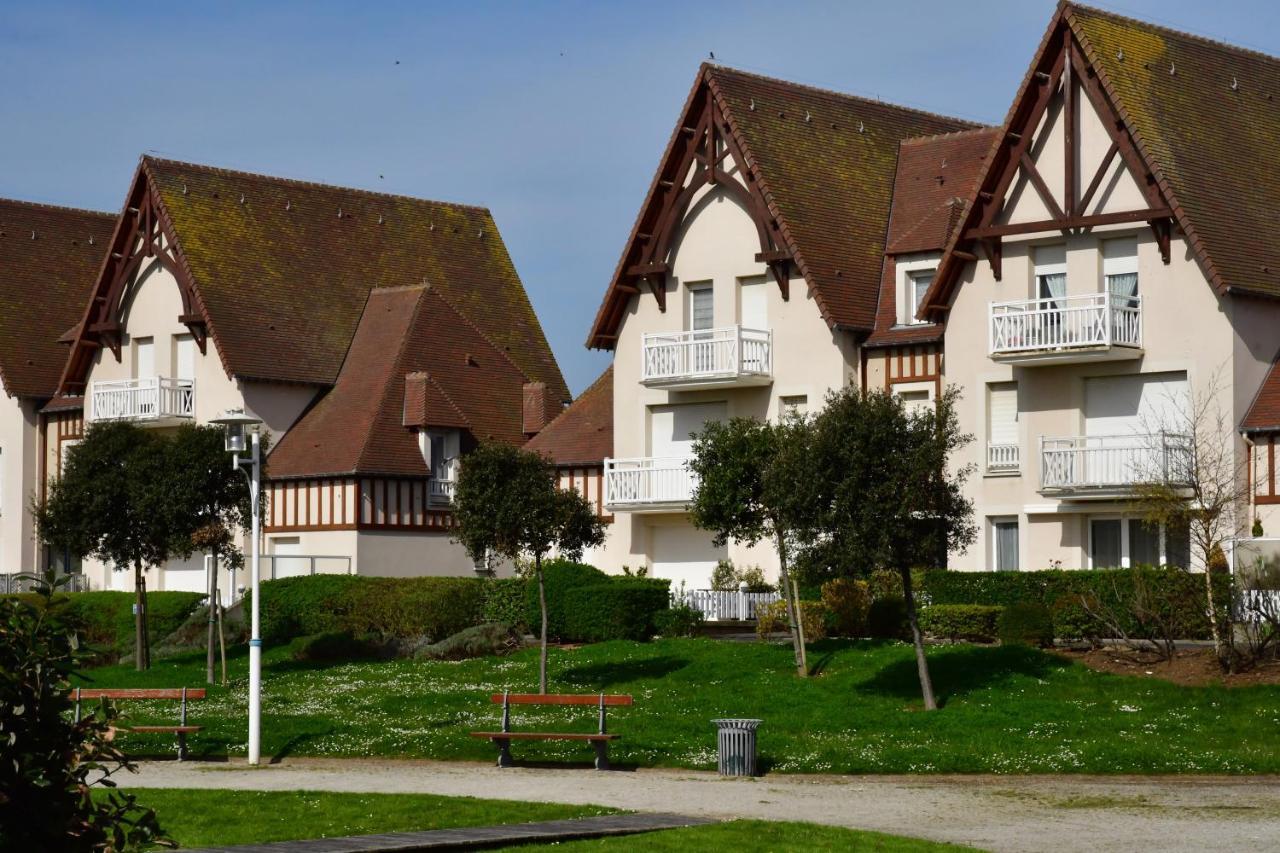 La Veille, Maison Neuve Avec Jardin